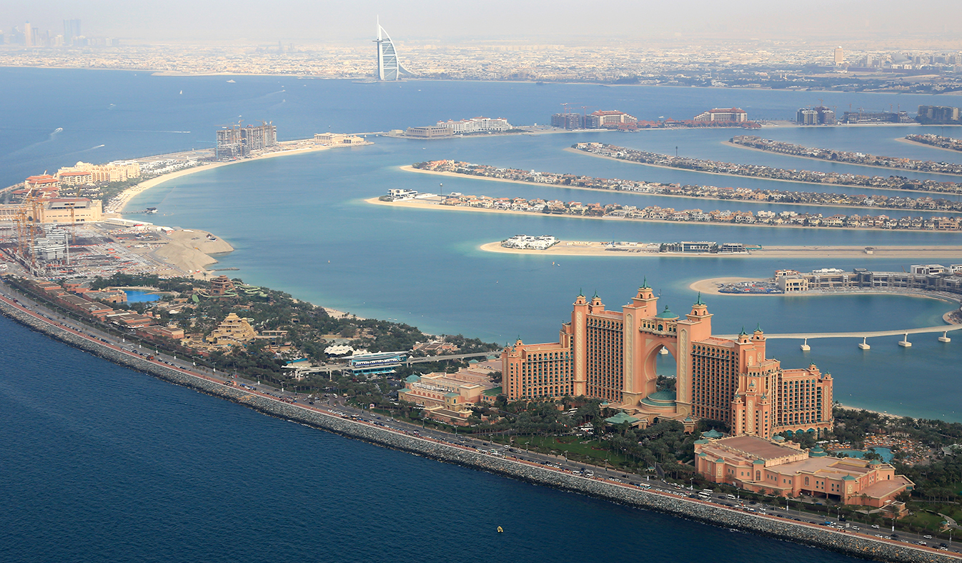 Dubai Intl DXB lounges DXB Airport Guide and lounges. Priority Pass