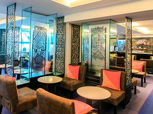 Royal Silk Lounge_Bangkok Intl_Thailan