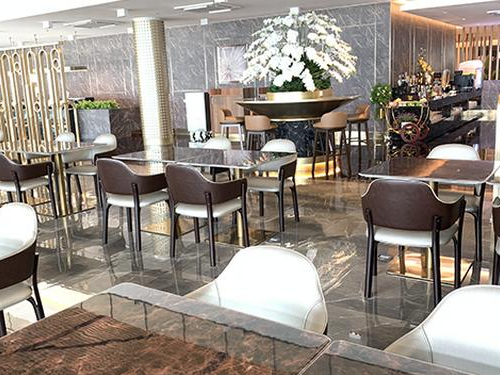 Miracle First Class Lounge