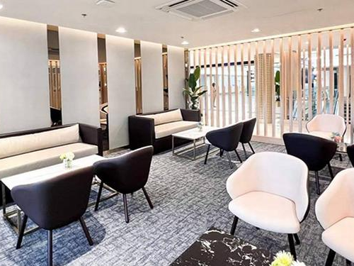 Miracle Business Class Lounge