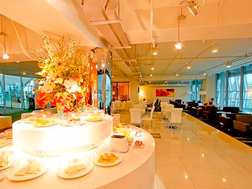 Miracle First Class Lounge, Bangkok Suvarnabhumi Intl, Thailand