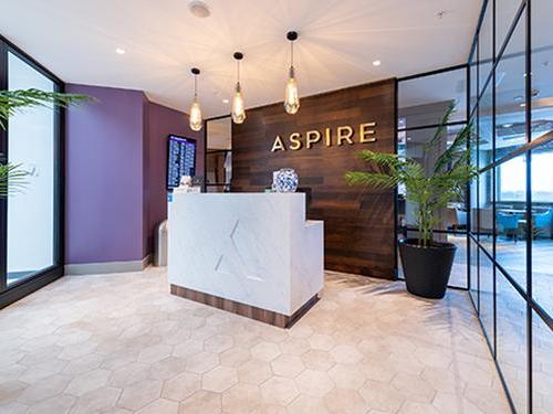 Aspire Lounge (porte 16)