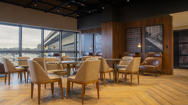 W Premium Lounge - The West