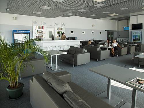 Business Lounge, Zhulyany International