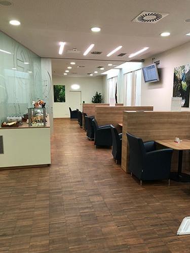 Linz Airport Lounge