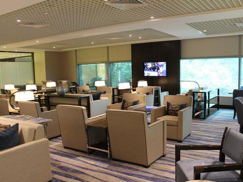 ambassador travel lounge singapore