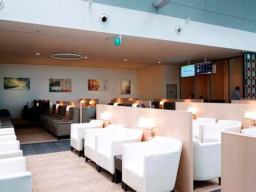 SATS Premier Lounge At Singapore Airport