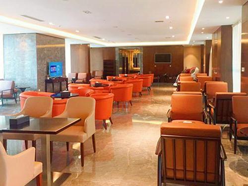 First Class Lounge n.° 8