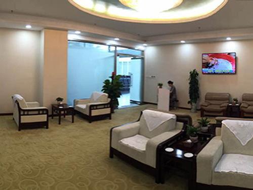 First Class Lounge_Yuncheng Guangong_China