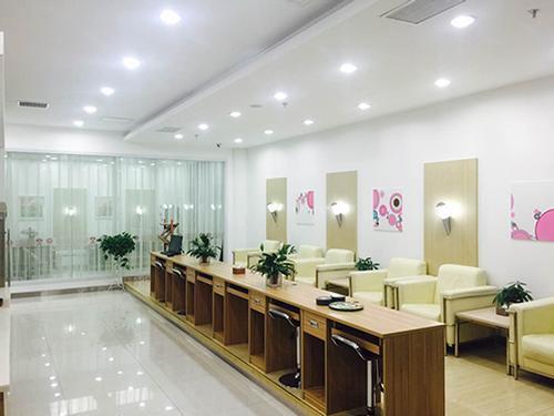 First Class Lounge, Yuncheng Guangong, China