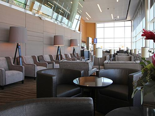 Aeropuerto Internacional de Edmonton YEG Terminal de vueltos transfronterizos a EE. UU.